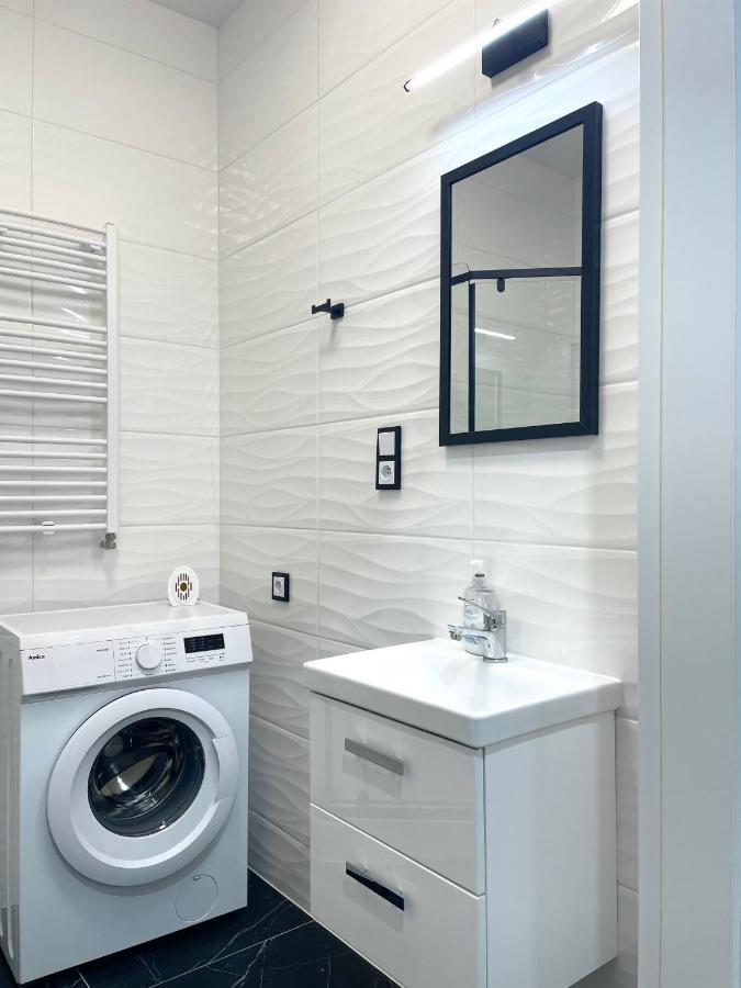 Ach, To Tu- Apartament Lancut Ngoại thất bức ảnh