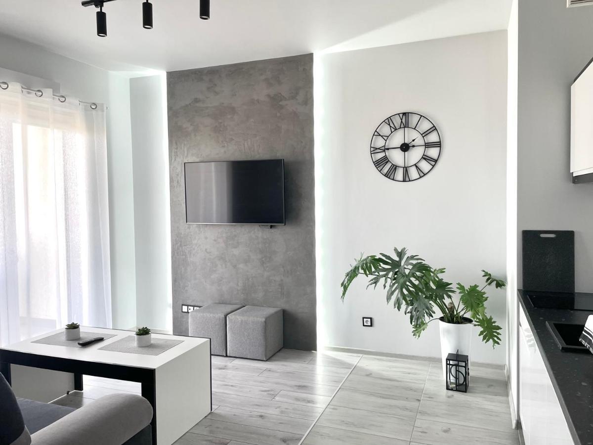 Ach, To Tu- Apartament Lancut Ngoại thất bức ảnh